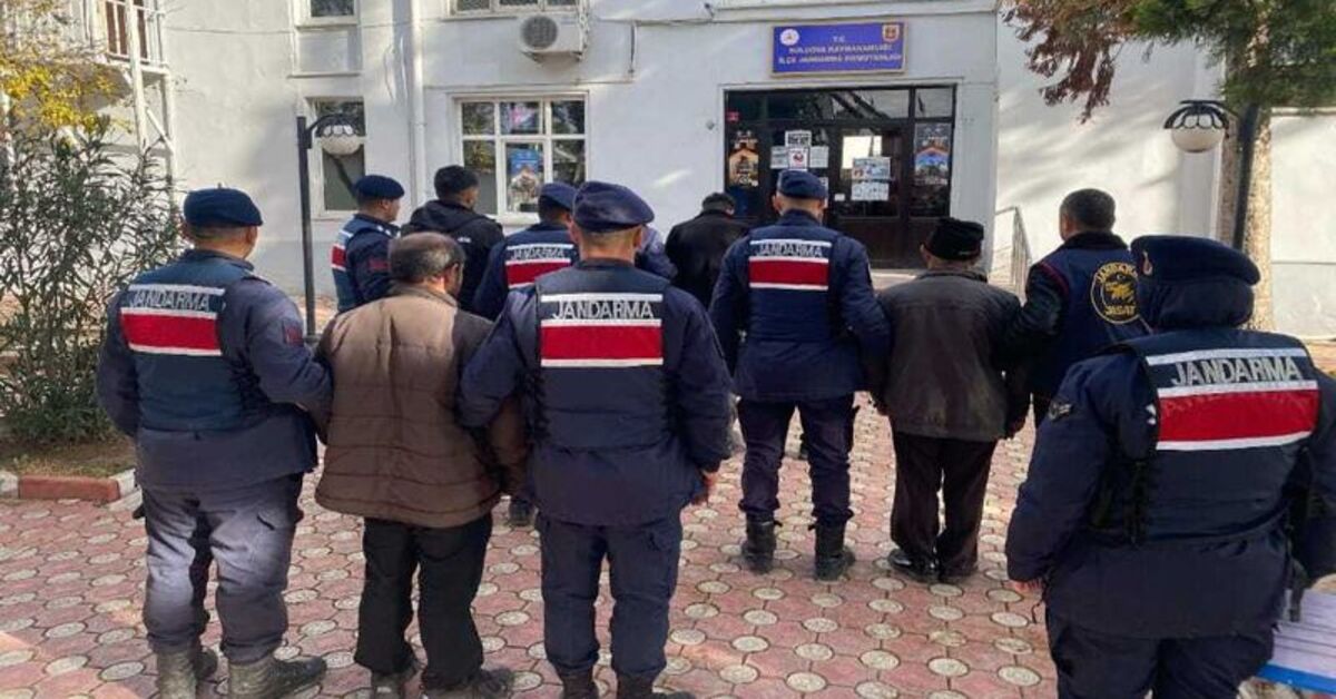 Fore kazık hırsızlığı! 5 şüpheli yakalandı