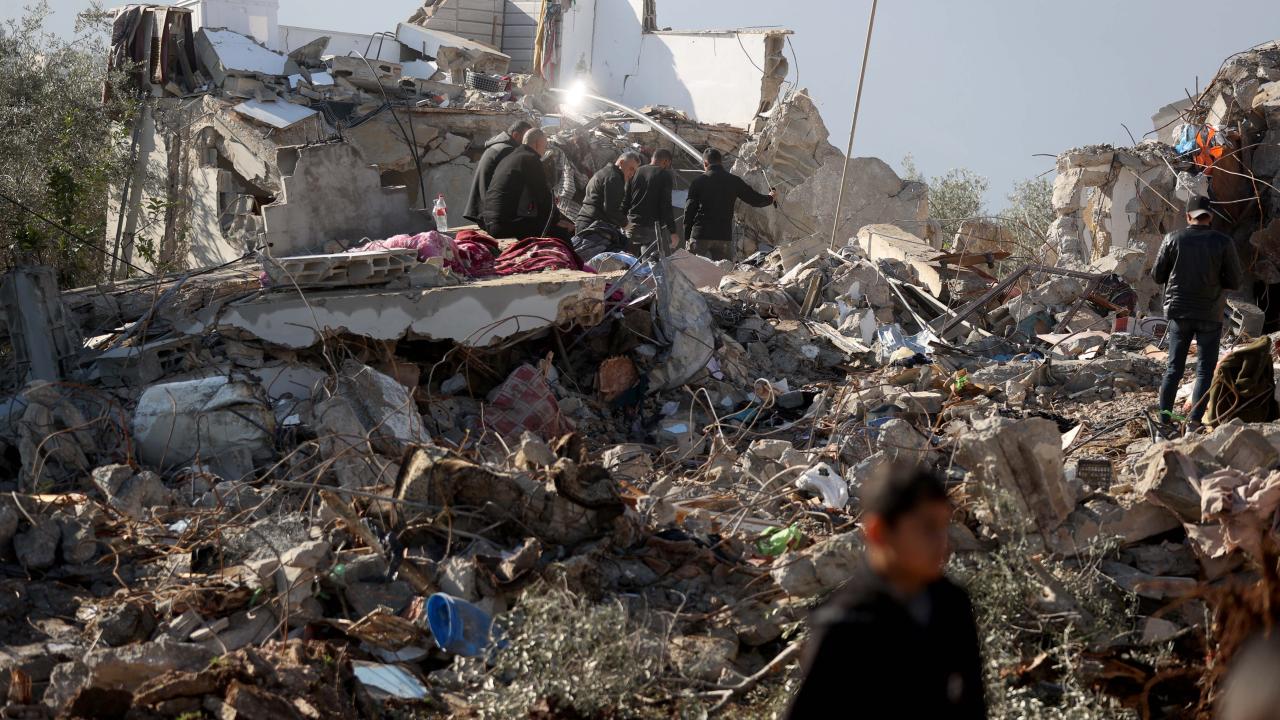 İsrail ordusu, Gazze Şeridi’nde ateşkesi ihlal ettiğini itiraf etti