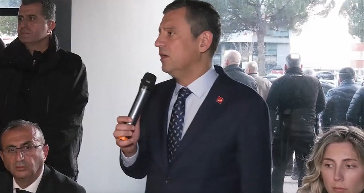 Özgür Özel’den Bakan Kurum’a seçim göndermesi