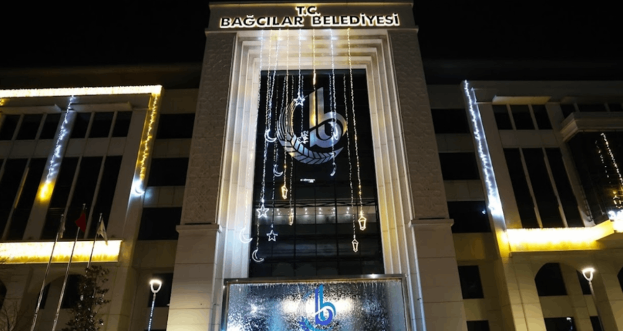 Bağcılar Belediyesi, ramazan ayı dolayısıyla hizmet binasını süsledi