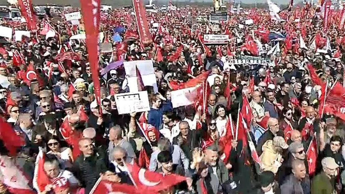 CHP’den Maltepe’de miting